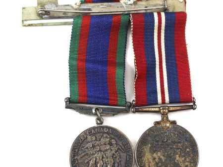 Pair of Canada WWII Medals: CSVM & War Medal, Silver, 2Pcs (Toned) Discount